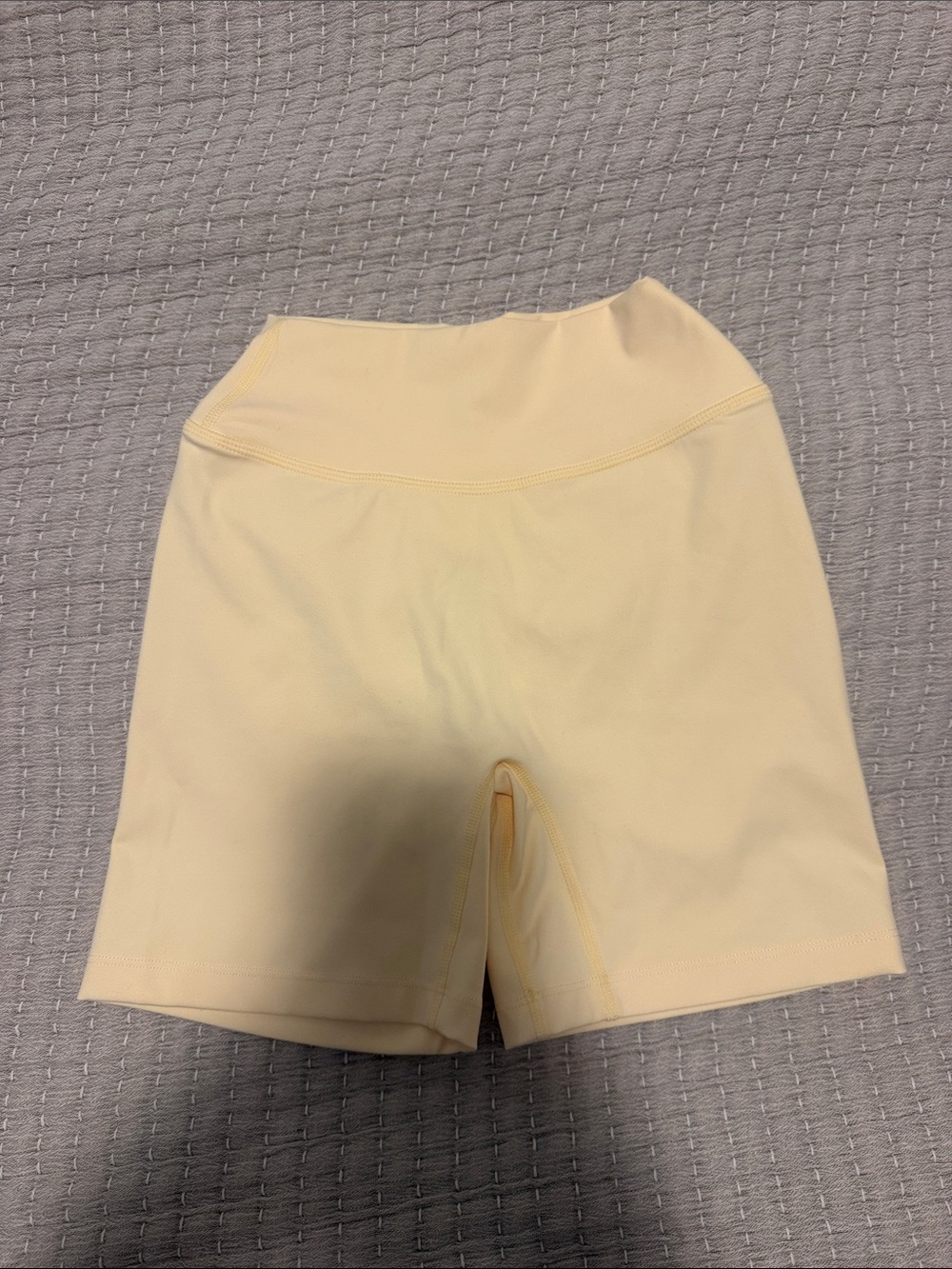 Form Invisible Scrunch Shorts 5" - Picture 4 of 6